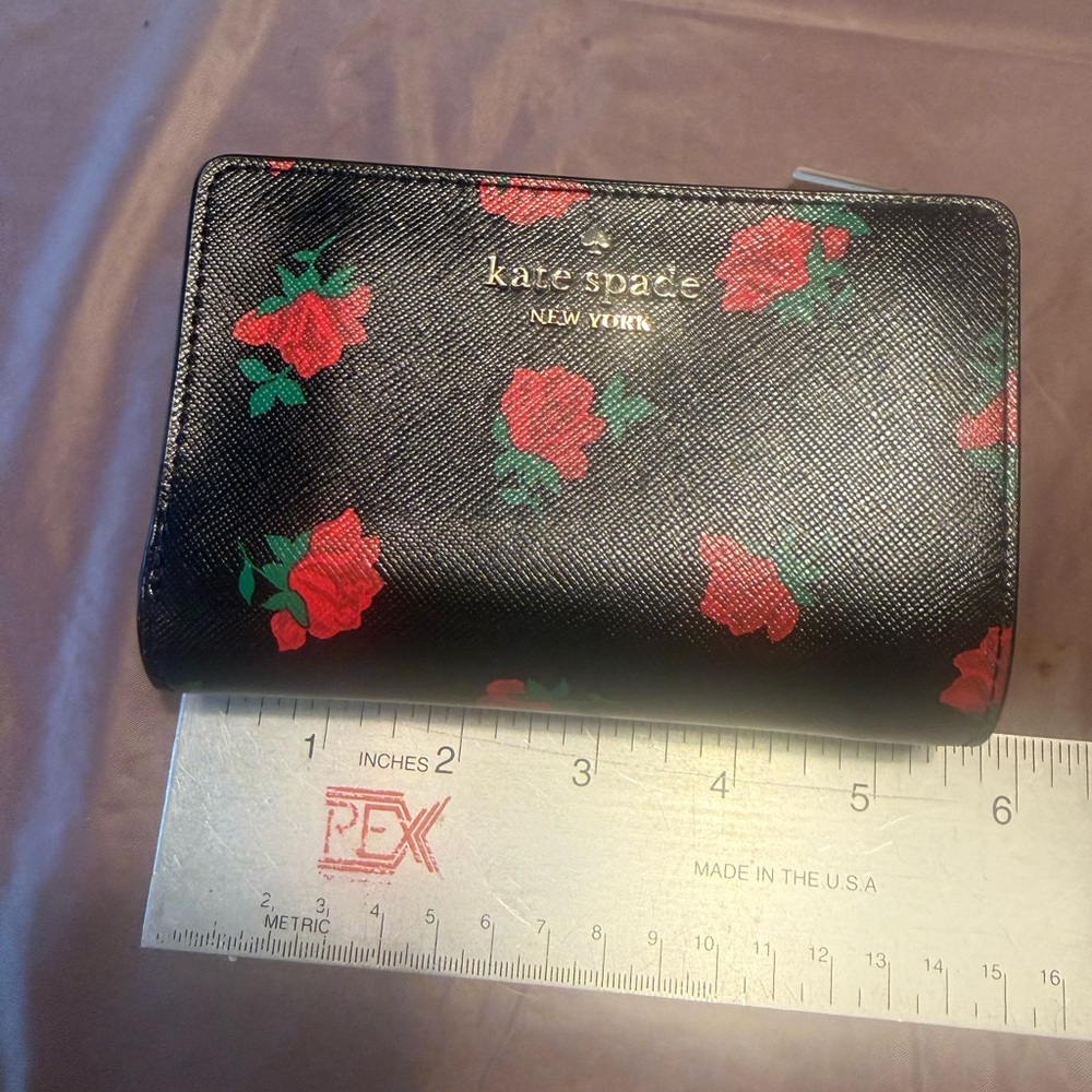 Kate Spade New York Madison Rose Toss Medium Compact Bifold Wallet Floral - Picture 7 of 8